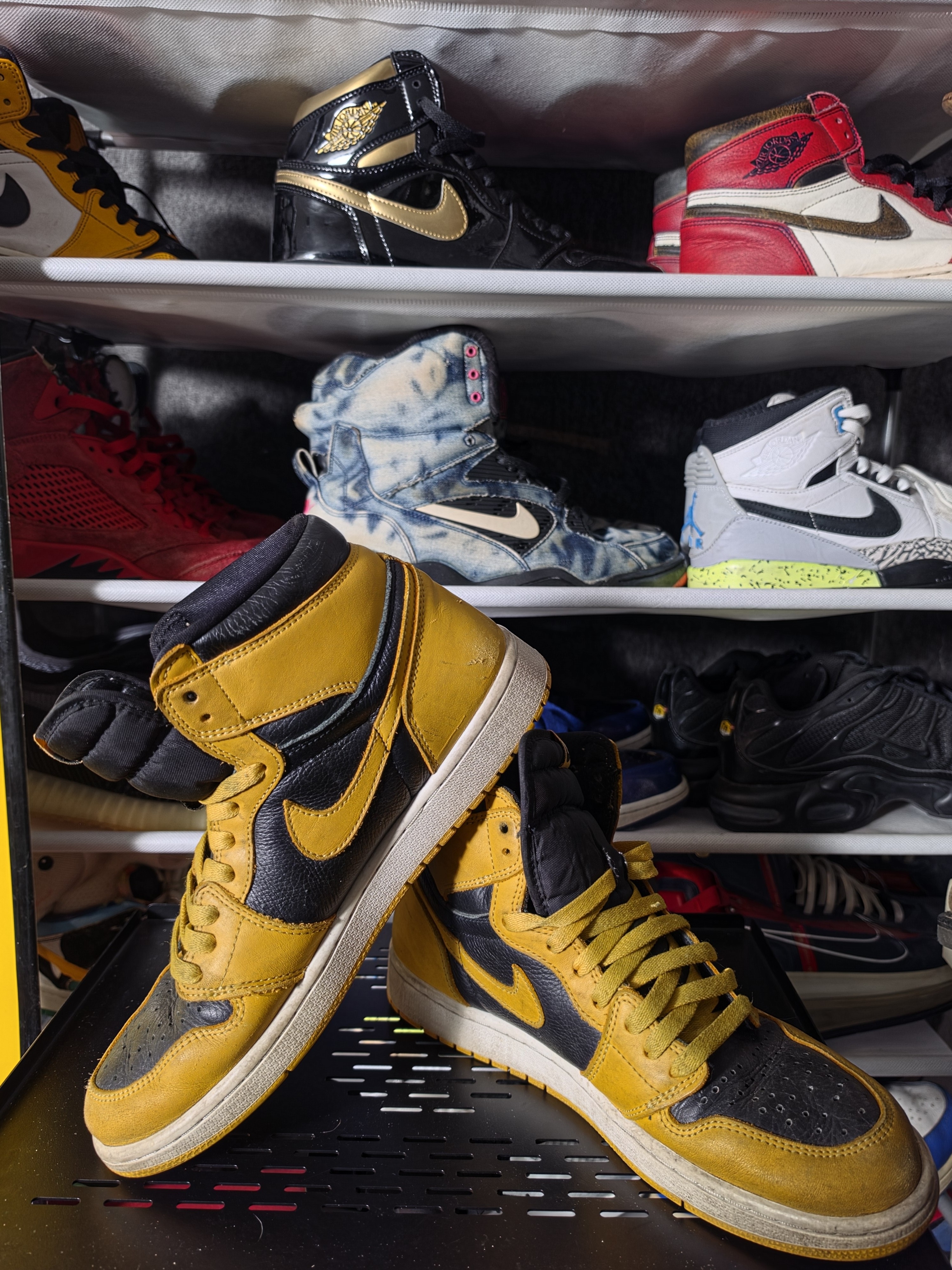 Nike Air Jordan 1 High Og Pollen Men Size 10 Yellow Black Sneakers